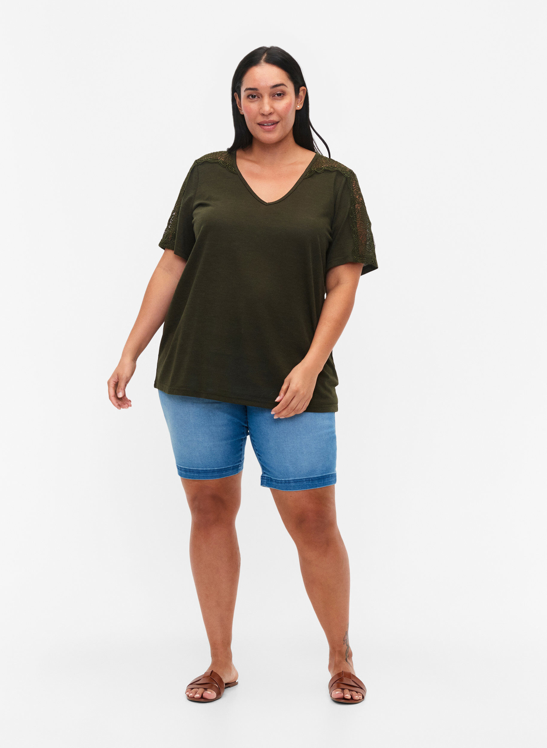 Zizzifashion Short-sleeved blouse with lace and v-neck, Forest Night, Model image number 2