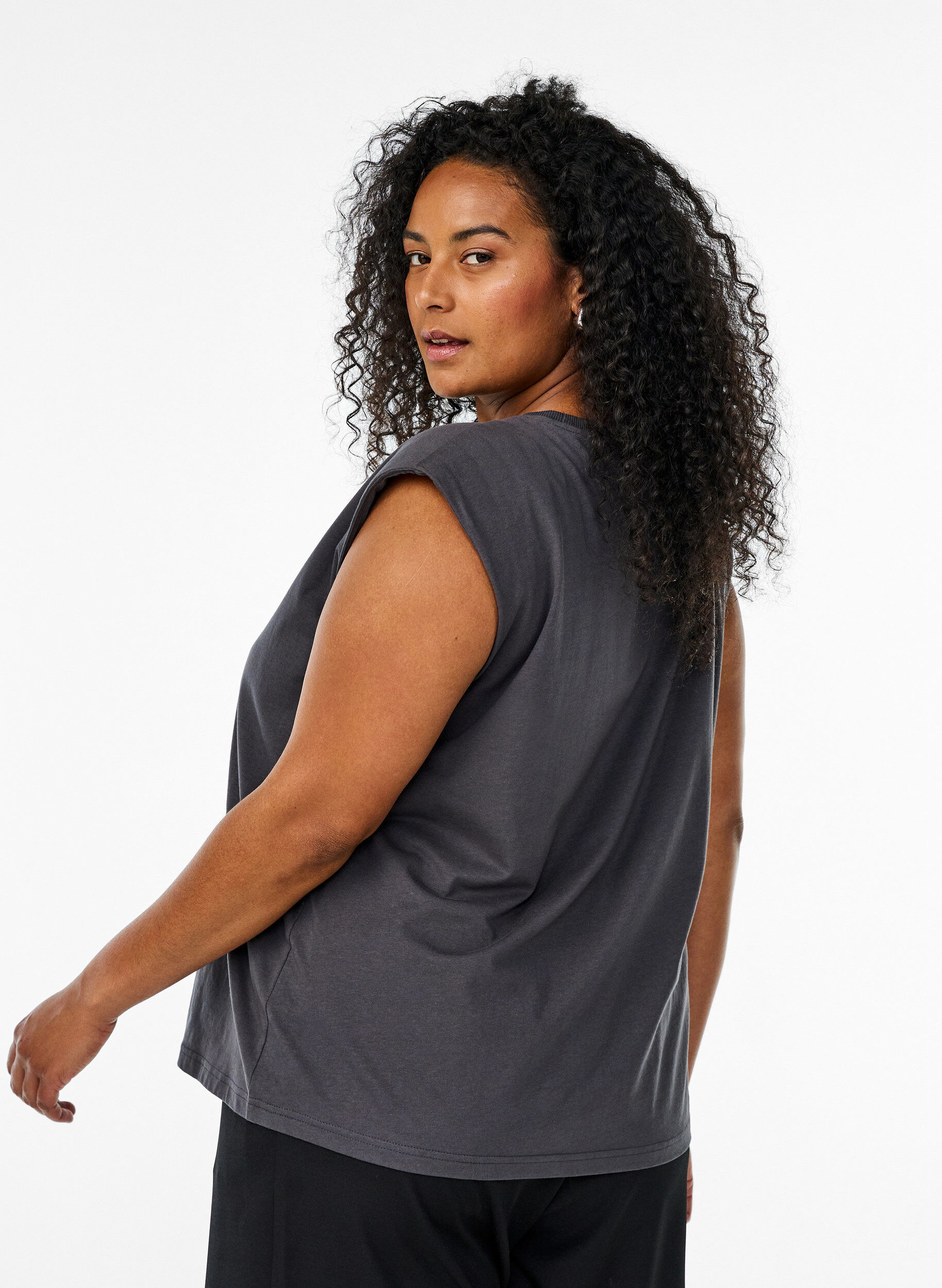 Zizzifashion Sleeveless jersey blouse with shoulder pads, Dark Grey, Model image number 2