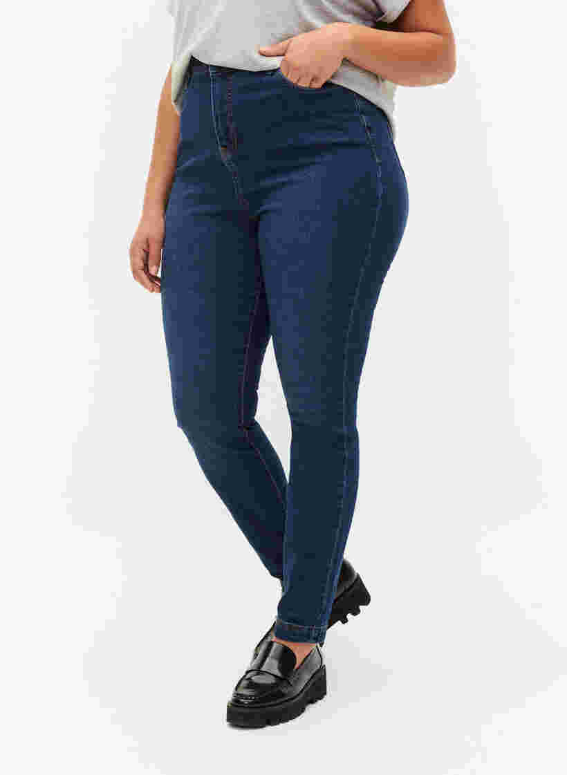 Extra high waisted Bea jeans with super slim fit, Blue denim, Model image number 2