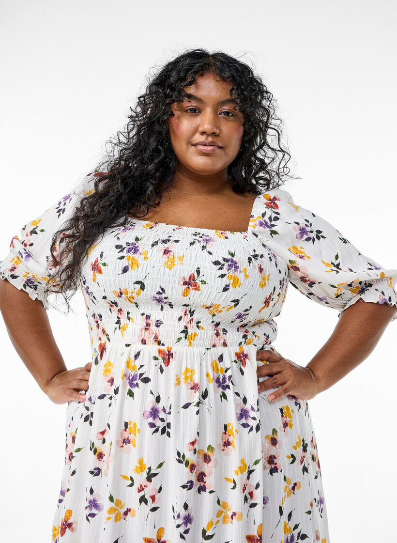 Floral viscose midi dress with smock, White, Model image number 2