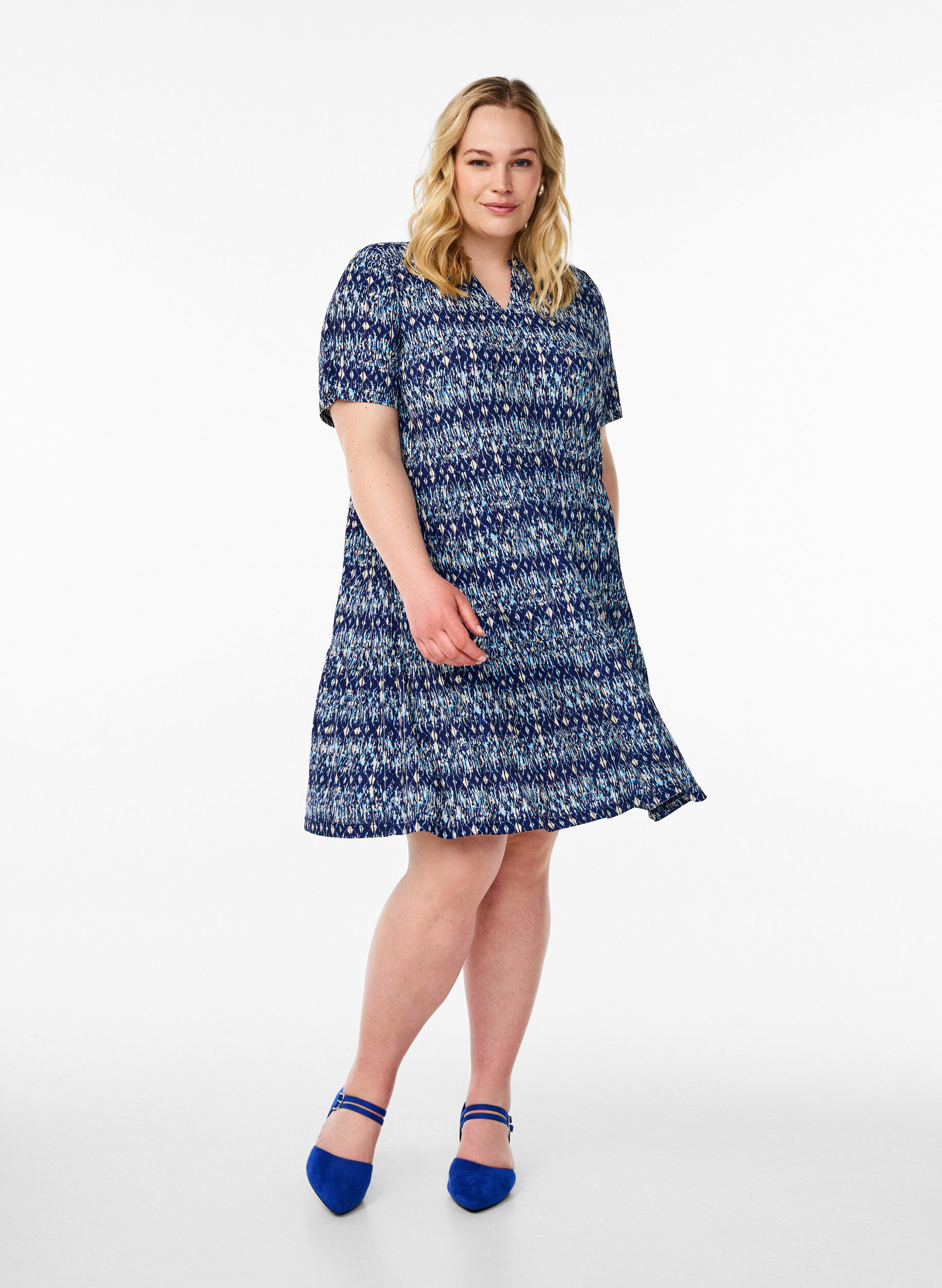 ZizzifashionPatterned dress with panels, Blue, Model image number 1