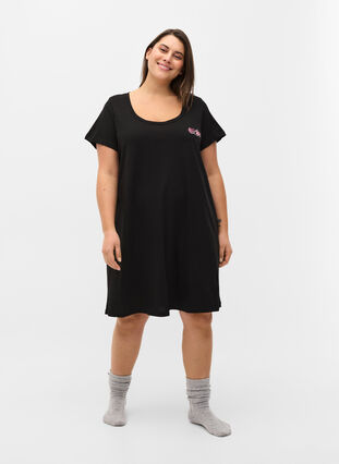 Short-sleeved nightdress in cotton, Black Pink BE MY, Model image number 2