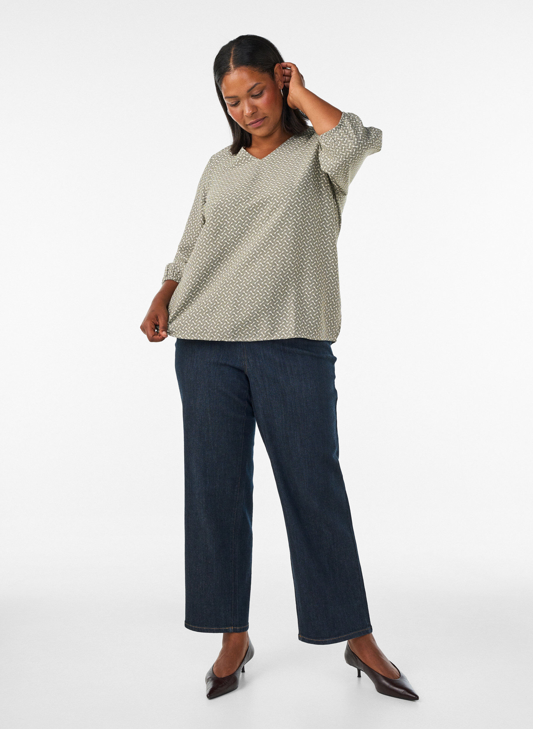 ZizzifashionPatterned viscose blouse with 3/4-sleeves, Green, Model image number 1