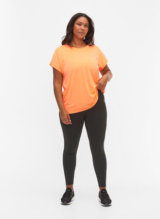 Short-sleeved training t-shirt, Neon Orange, Model image number 2