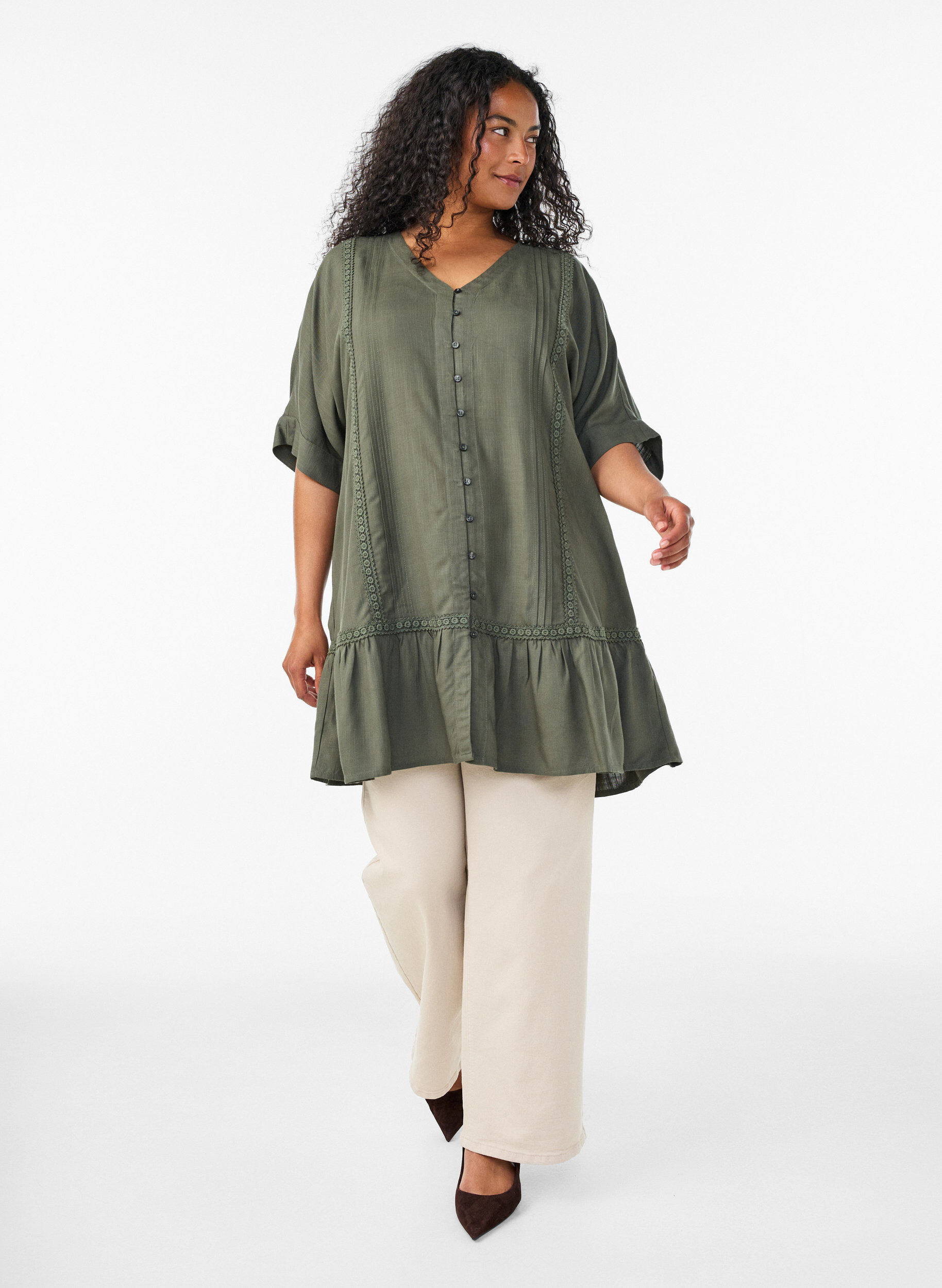 ZizzifashionViscose tunic with buttons and frill hem, Green, Model image number 1