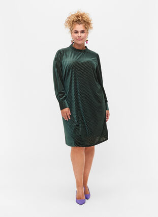 Textured dress in velour, Scarab, Model image number 3