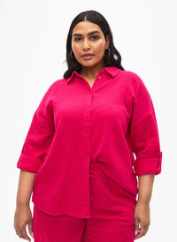Shirt with cotton muslin collar, Bright Rose, Model