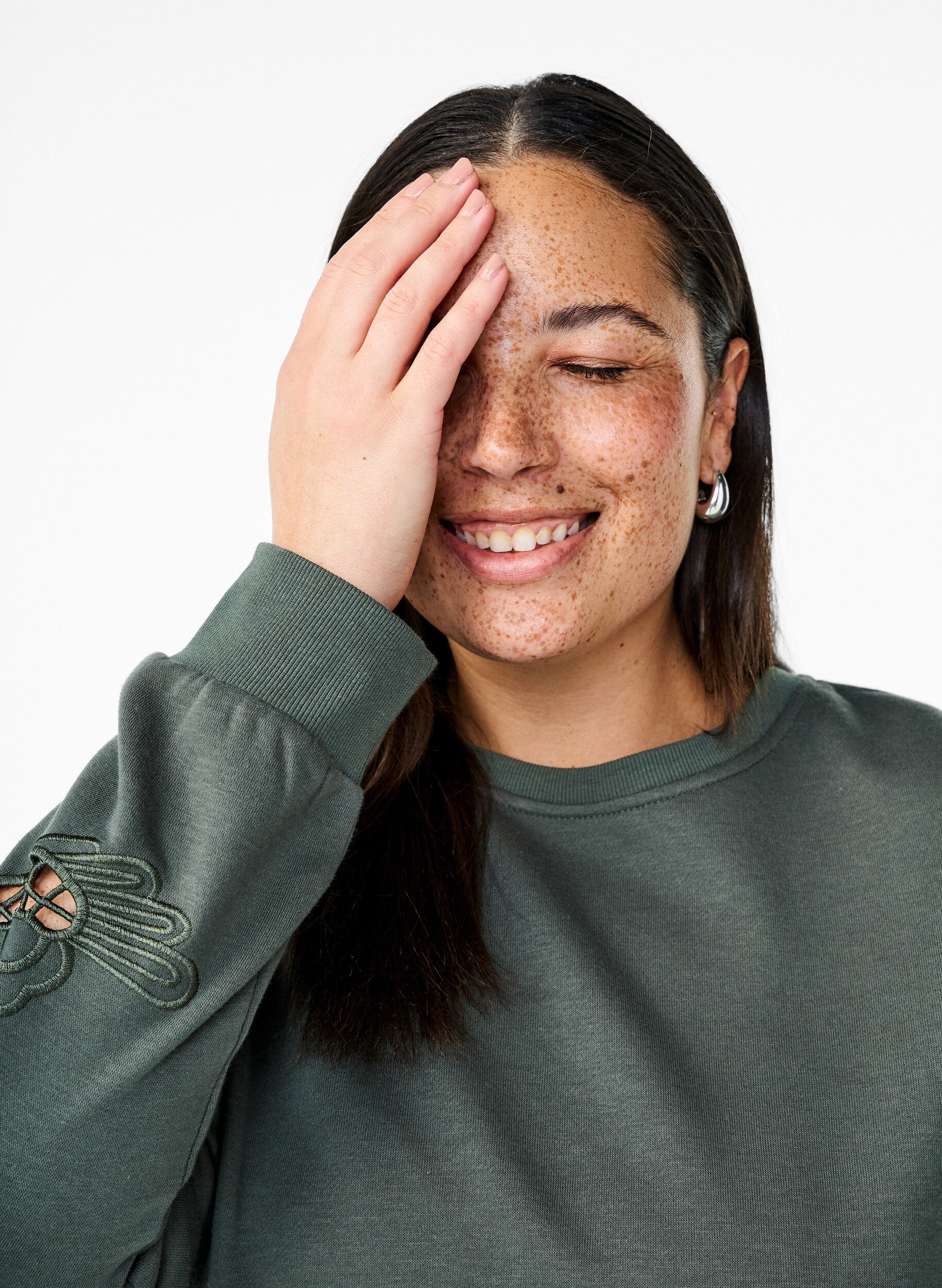 Zizzifashion Sweatshirt with embroidered cut-outs, Thyme, Image image number 0