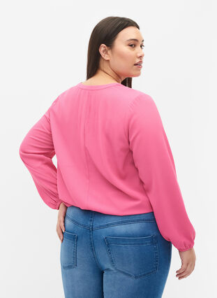 Plain colour top with v-neck, Shocking Pink, Model image number 1
