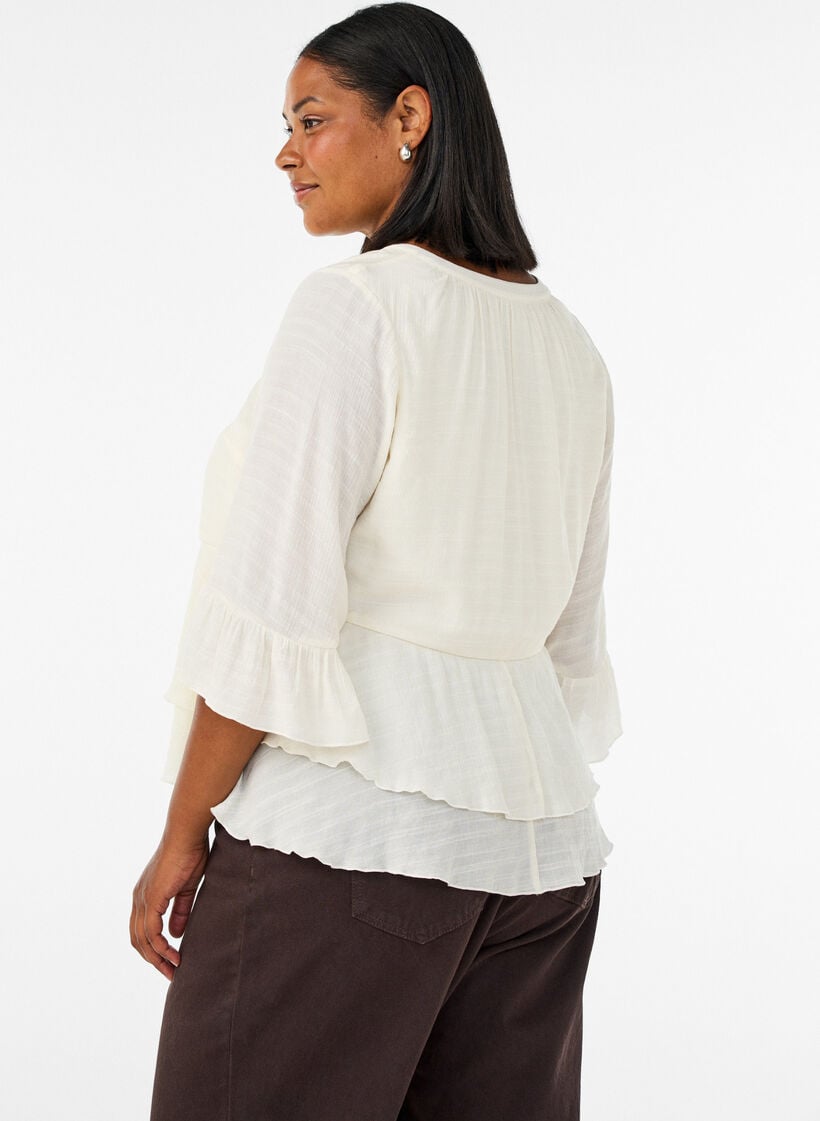 Blouse with 3/4-sleeves and ruffle details, Vanilla, Model image number 3