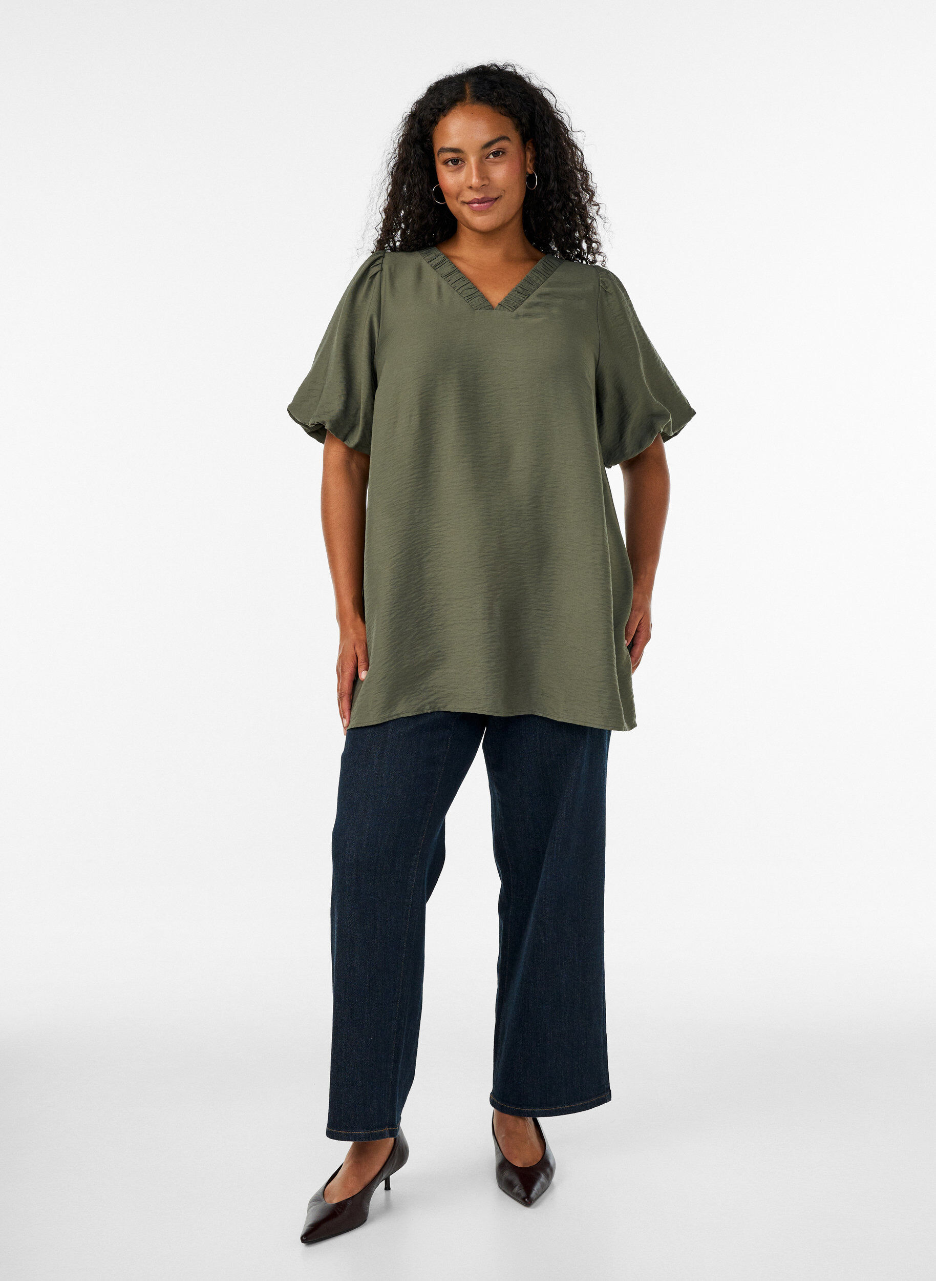 ZizzifashionTunic with balloon sleeves and a V-neck, Green, Model image number 1