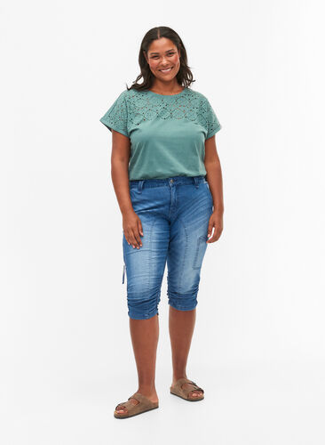 Slim fit capri jeans with pockets, Light blue denim, Model image number 0
