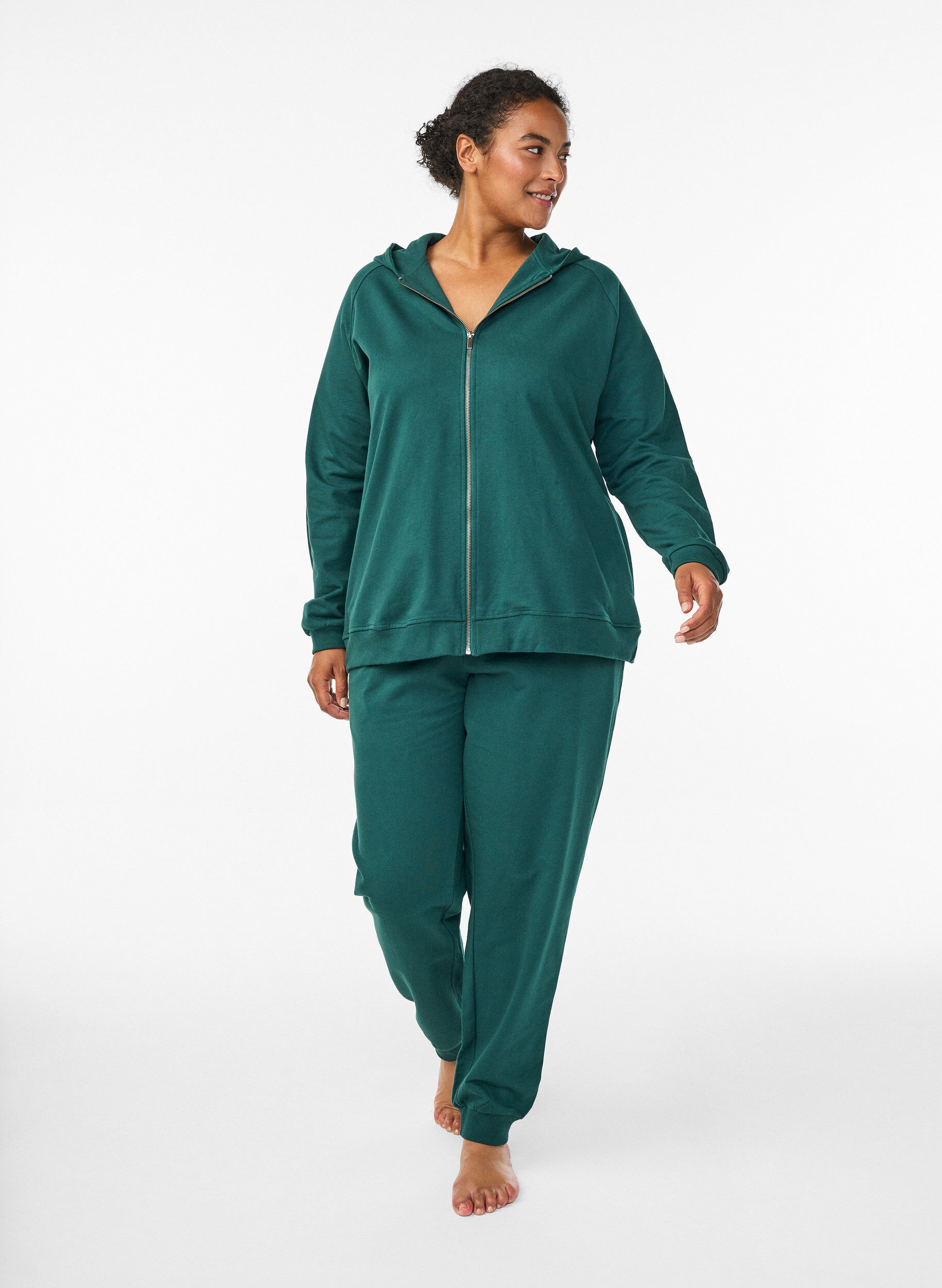 High-waisted cotton sweatpants, Green, Model