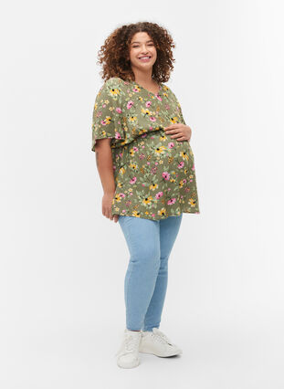 Floral maternity blouse in viscose, Green Flower Print, Model image number 2