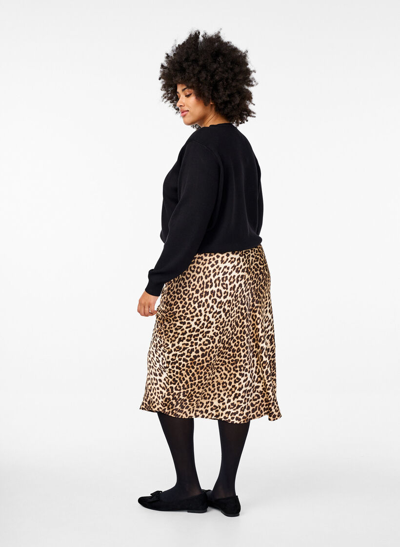 Satin midi skirt with leopard print, Leo AOP, Model image number 1