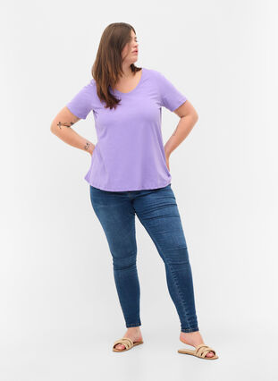 Basic plain cotton t-shirt, Paisley Purple, Model image number 2