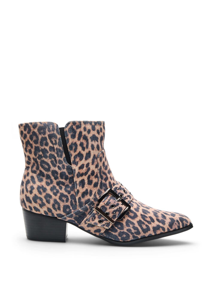 Wide fit - Leopard print ankle boot with buckle and studs, Brown, Packshot