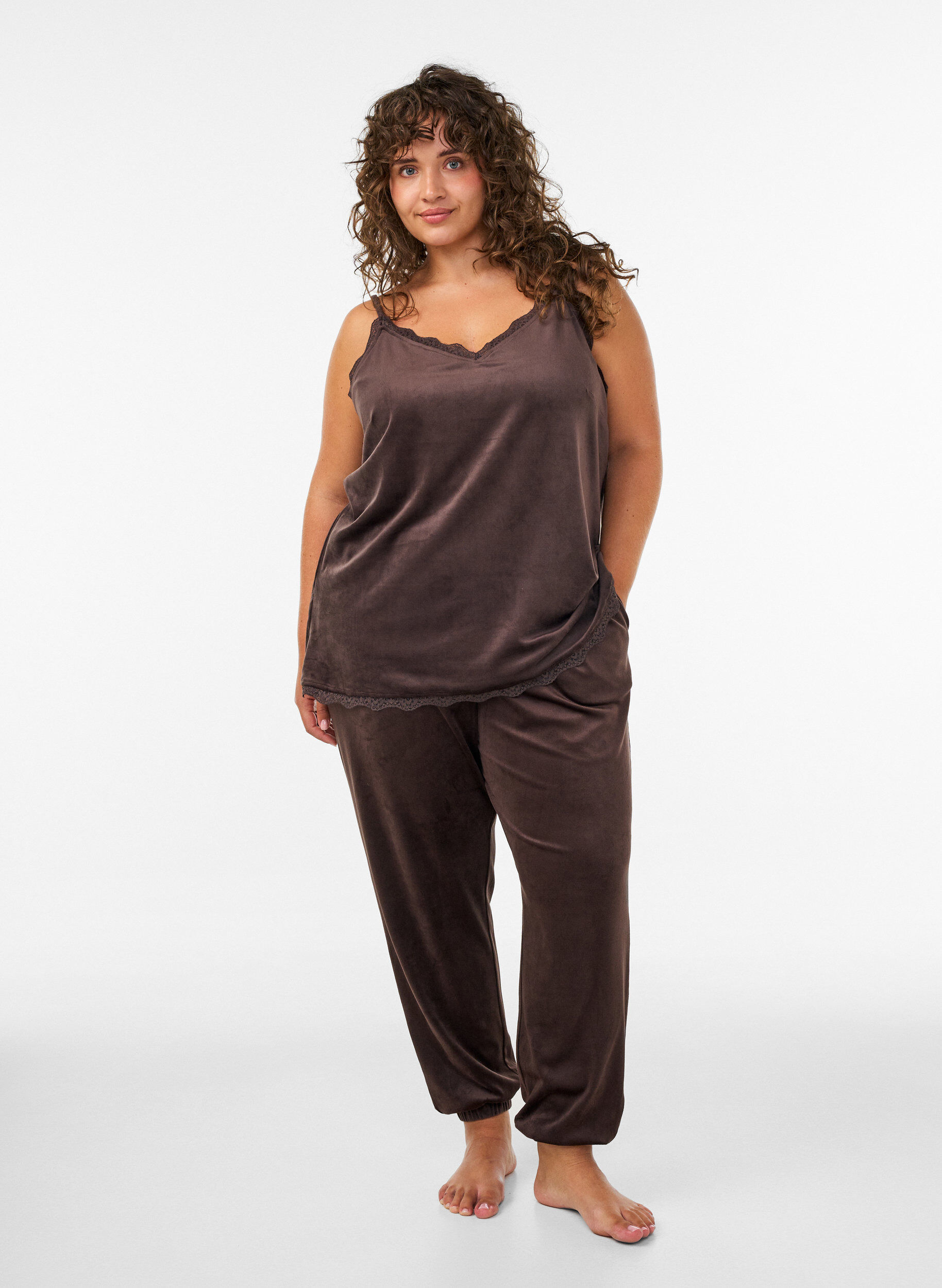 ZizzifashionVelour top with lace trim, Brown, Model image number 1