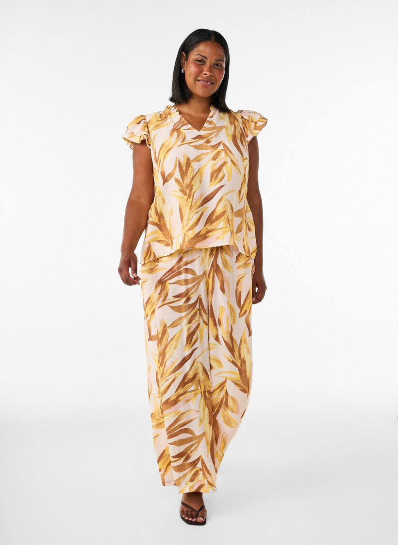 Viscose blouse with leaf print and ruffle details, Yellow, Model image number 1