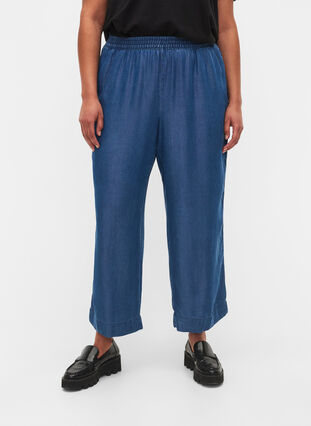 Loose denim trousers in lyocell (TENCEL™), Dark Blue, Model image number 2