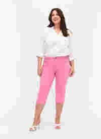Close-fitting Emily capri trousers, Rosebloom, Model
