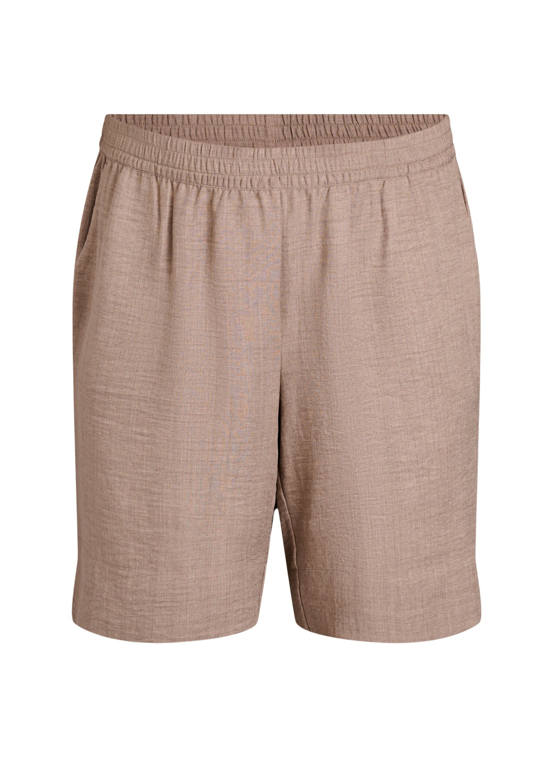 Shorts with pockets and high waist
