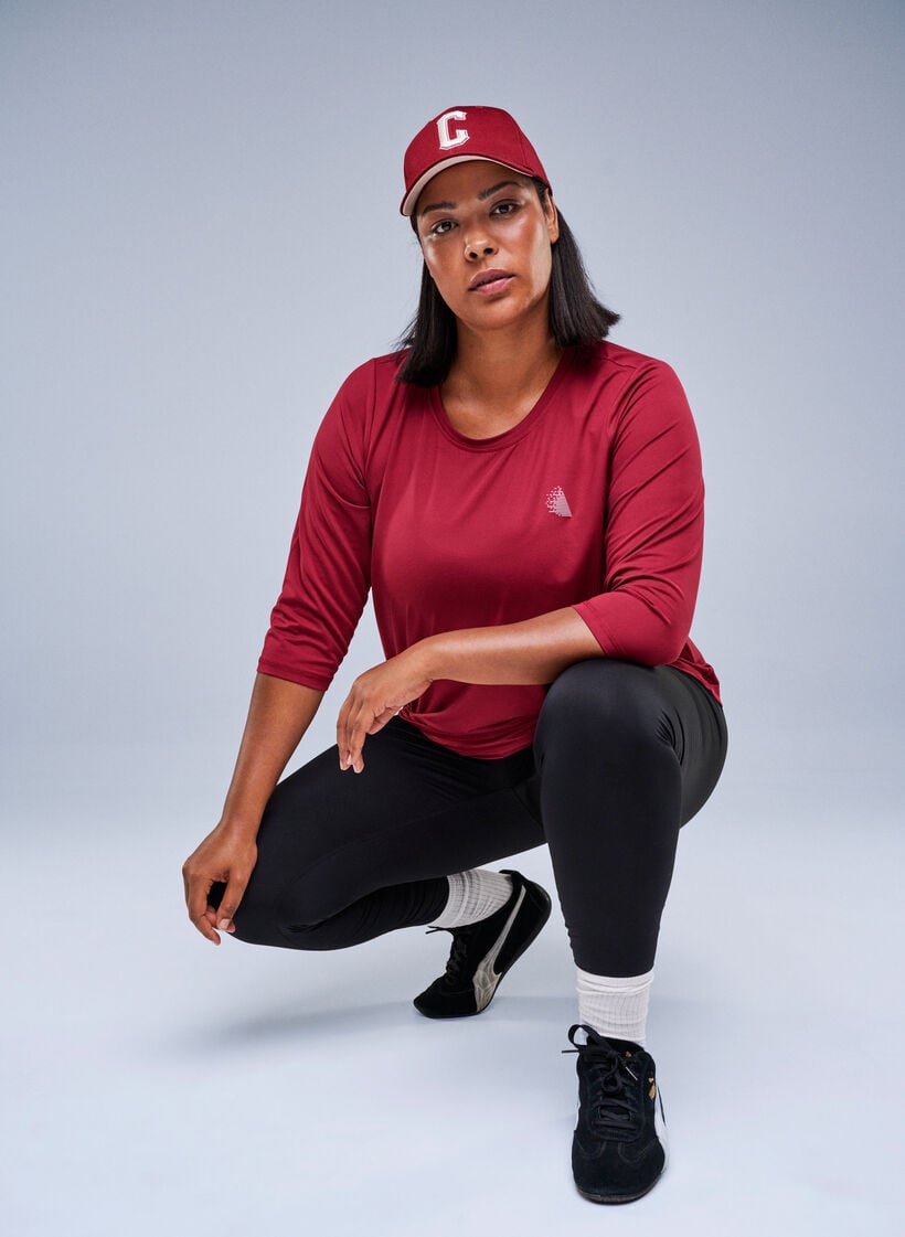 Workout top with 3/4 sleeves, Red, Image image number 0