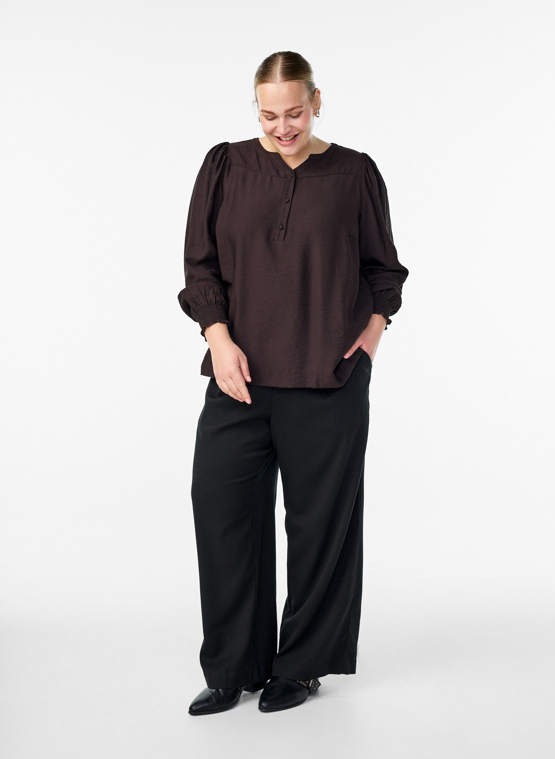 ZizzifashionViscose blouse with smock and gathered details, Brown, Model image number 1