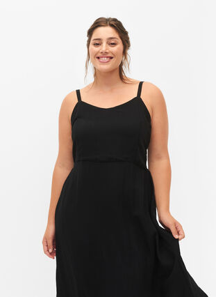 Plain coloured viscose strap dress with smock, Black, Model image number 2
