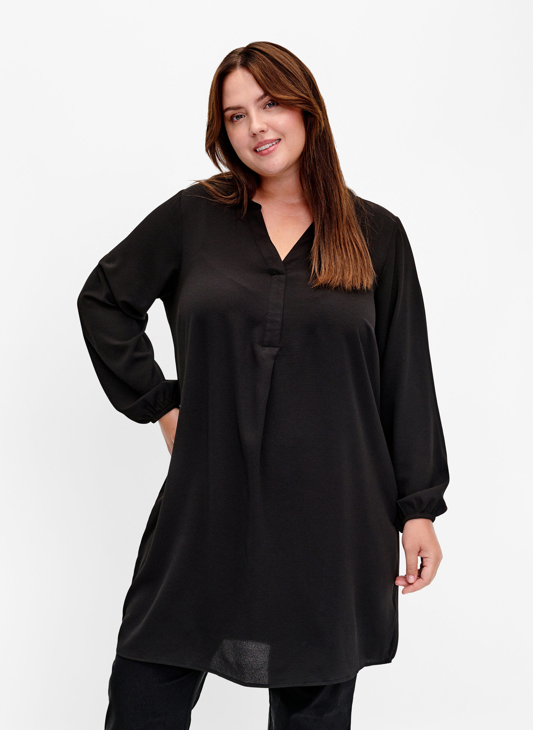 Zizzifashion Long-sleeved V-neck dress, Black, Model image number 0