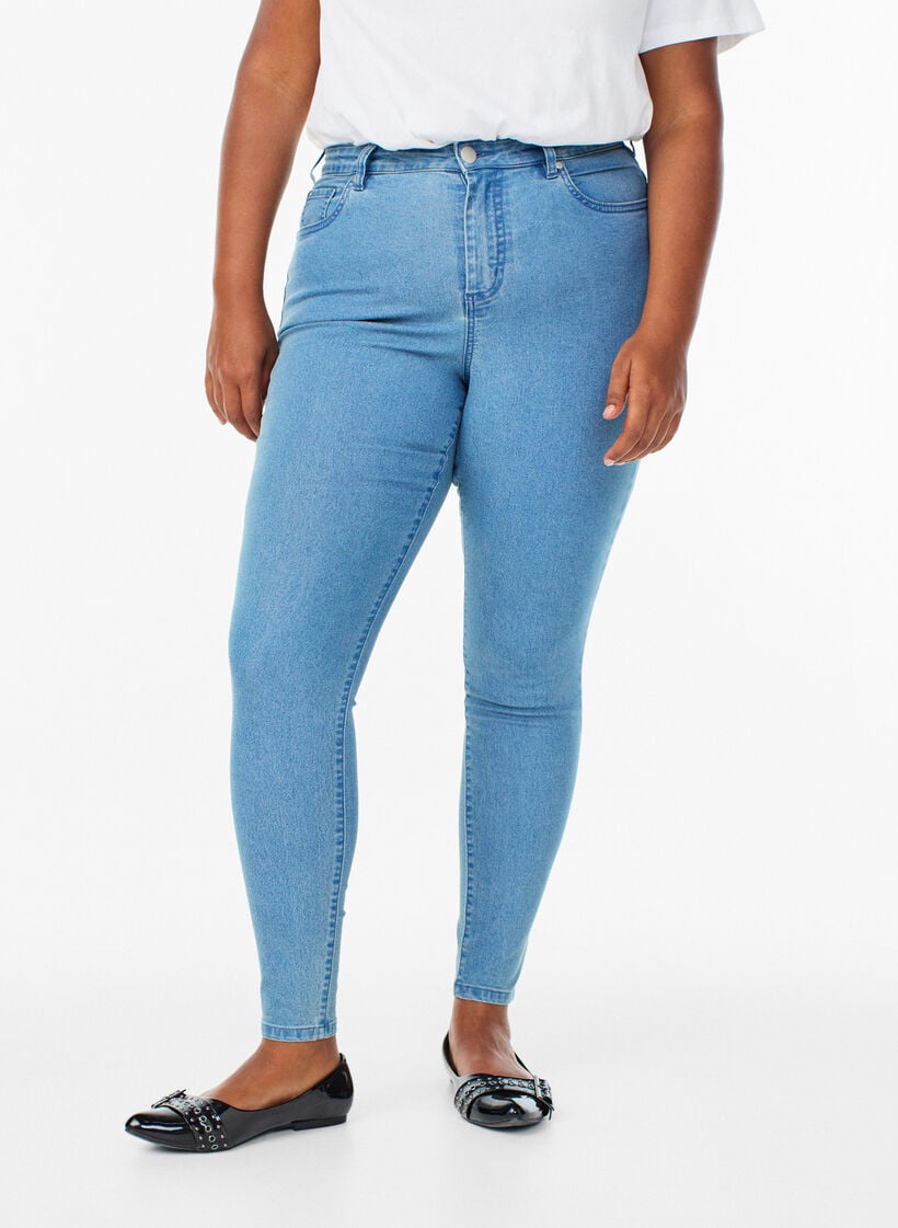 Amy high-waisted super slim fit jeans, Light Blue, Model image number 2