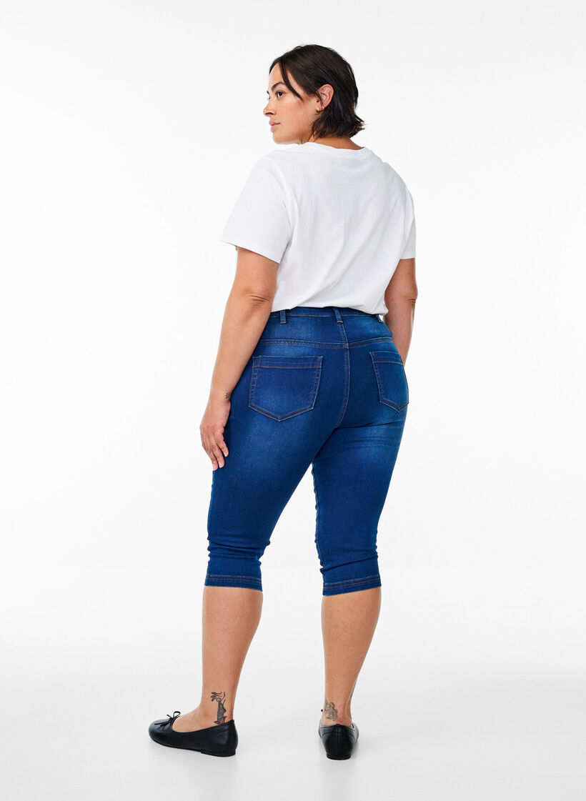 High waisted Amy capri jeans with super slim fit, Blue, Model image number 1