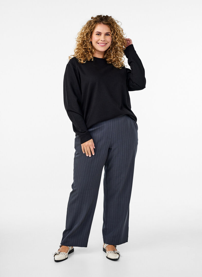 Sweatshirt with crew neck, Black, Model image number 1