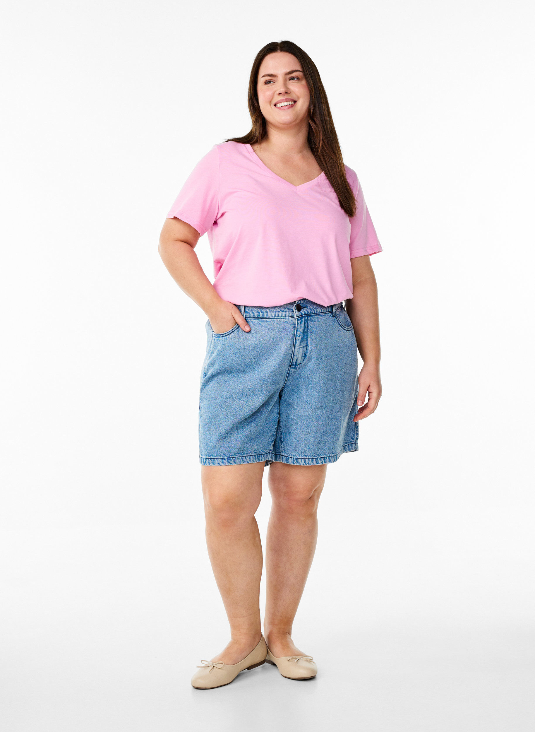 Zizzifashion Short sleeve t-shirt with v-neckline, Pink, Model image number 1