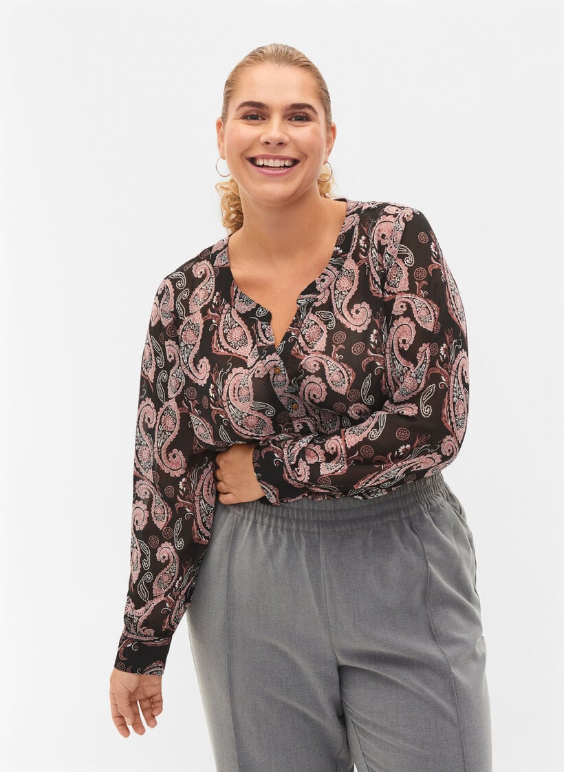 Printed v-neck shirt, Black/Beige Paisley, Model image number 0