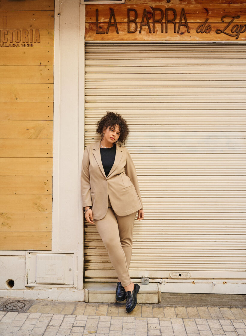 Cropped trousers with pockets, Beige, Image image number 0