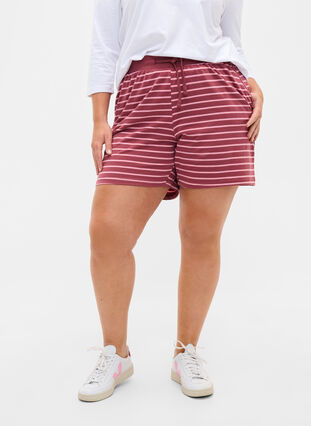 Cotton shorts with pockets, Apple Butter Stripe, Model image number 1