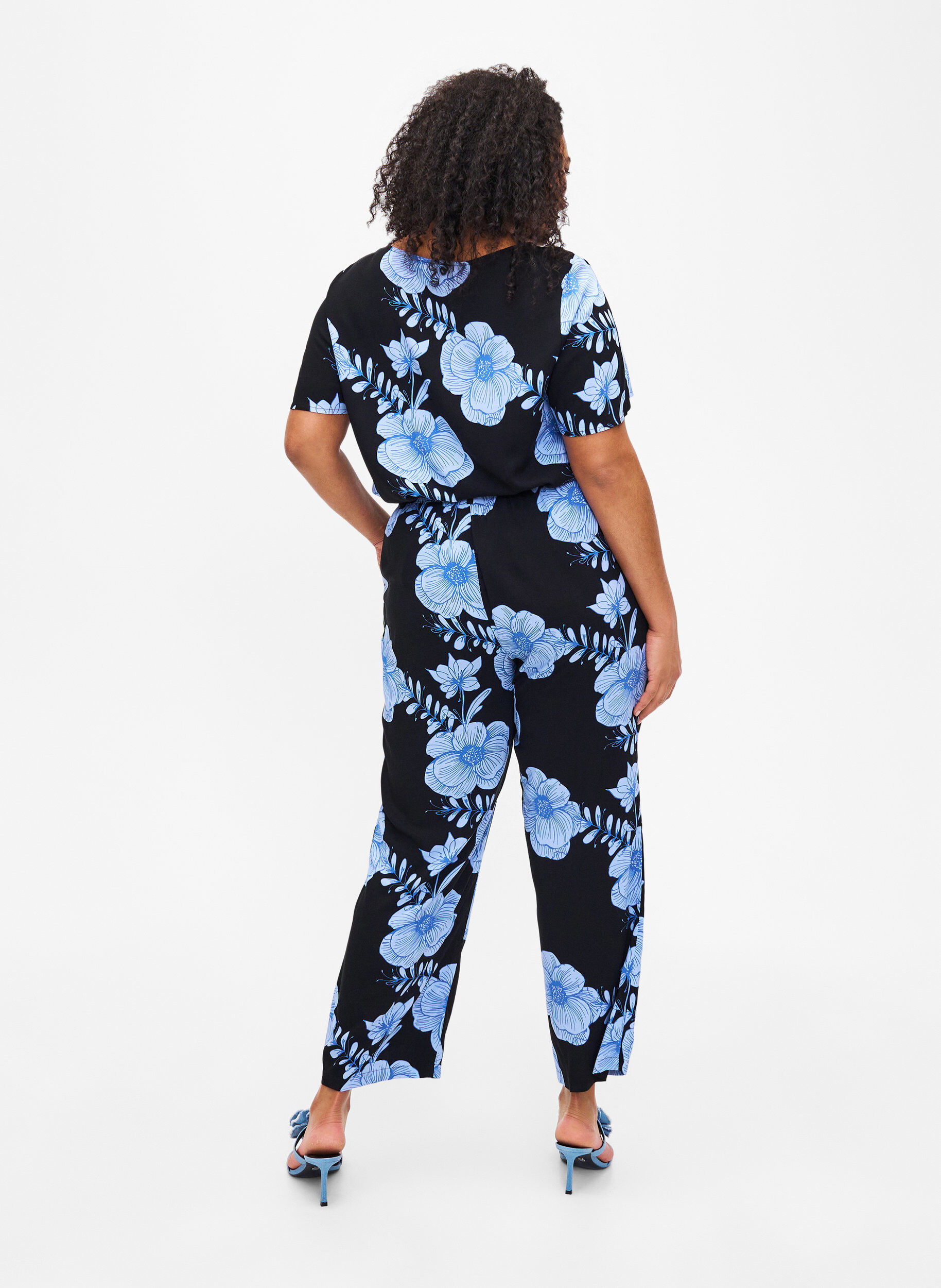 Zizzifashion High-waisted viscose trousers, Black, Model image number 1