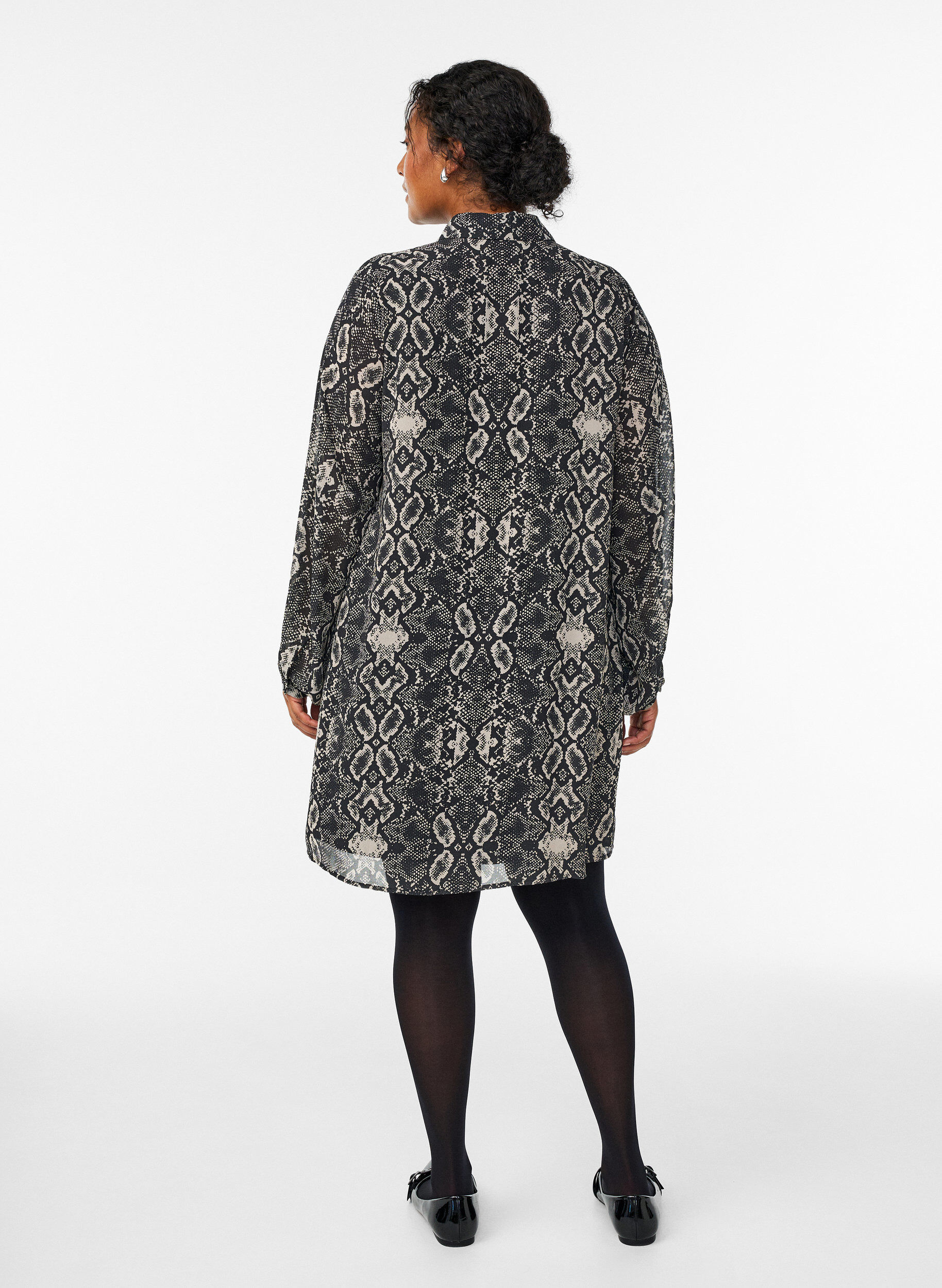 Zizzifashion Long shirt with snake print, Dark Grey, Model image number 2
