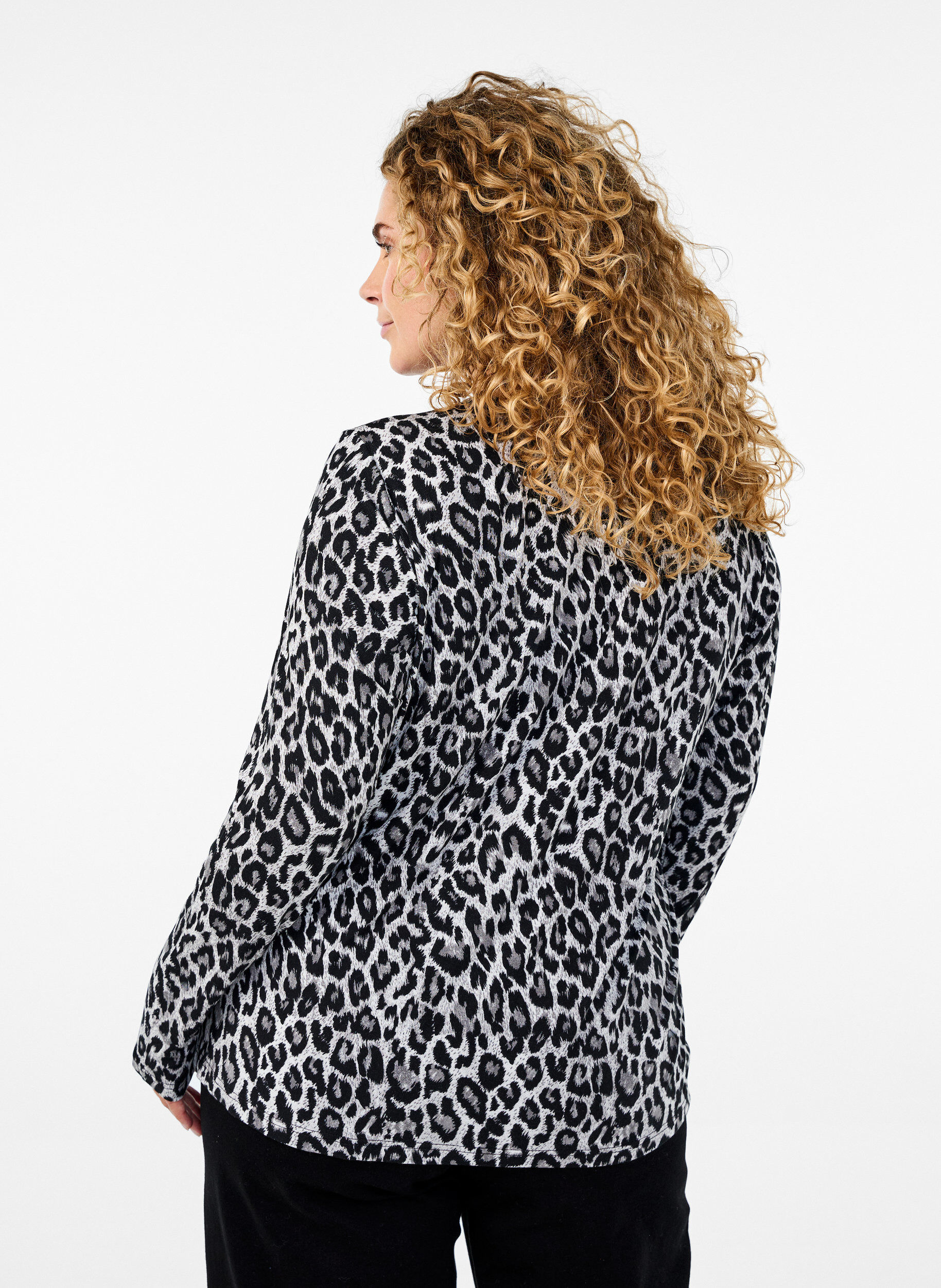 Zizzifashion Long-sleeved blouse with leopard print, Dark Grey, Model image number 2