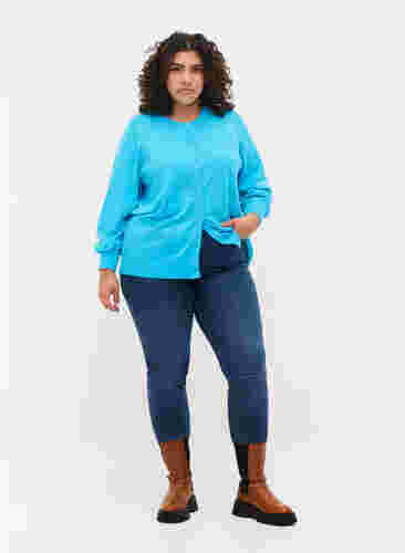 Ribbed cardigan with button closure, River Blue, Model image number 2
