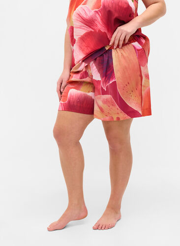Patterned night shorts with drawstring, Orange Pink AOP, Model image number 2