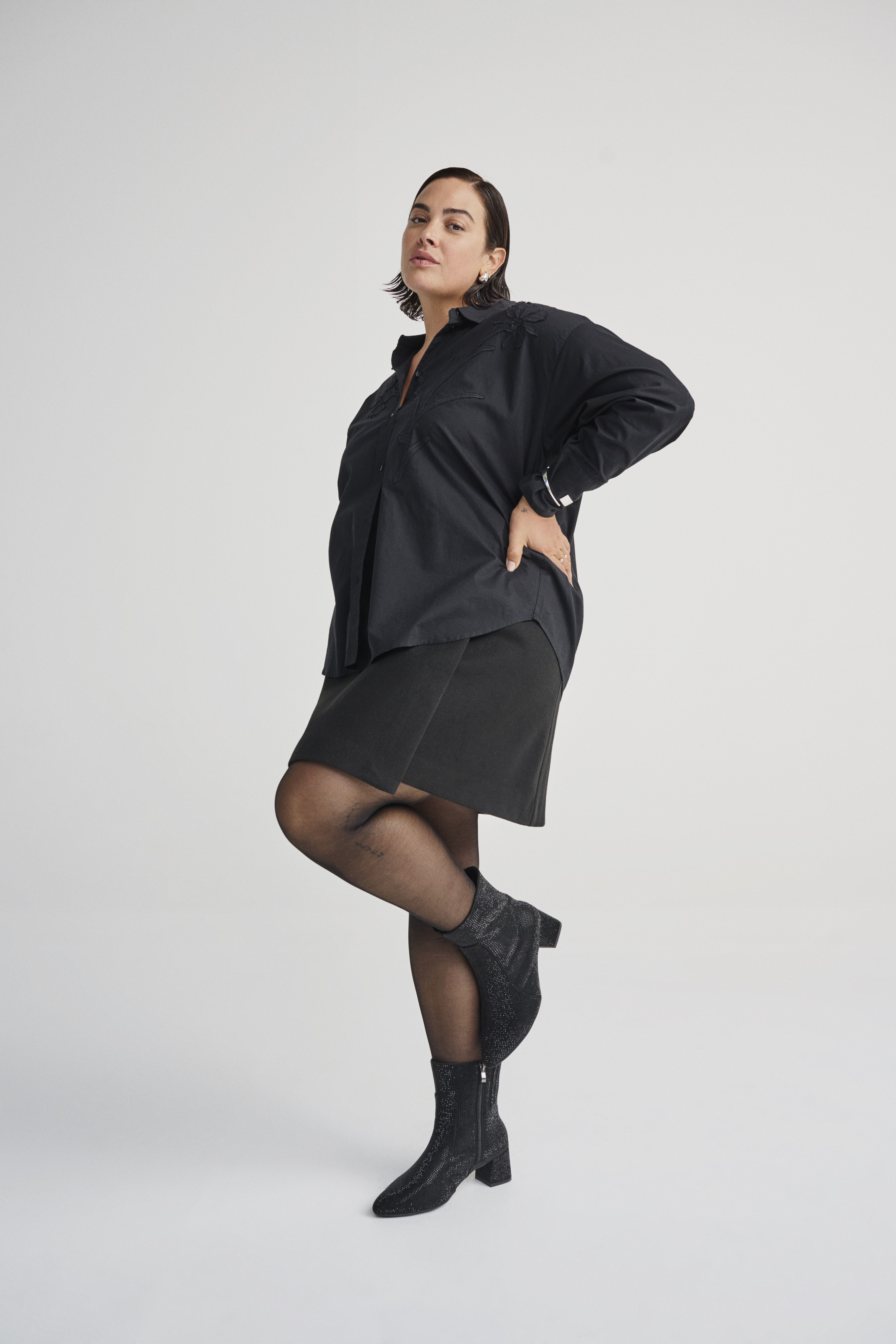 Zizzifashion Boot with rhinestones, , Model