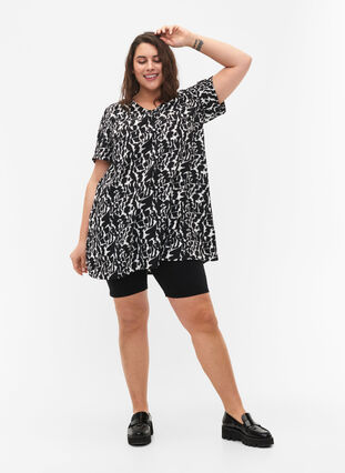 FLASH - Tunic with v neck and print, Black White AOP, Model image number 2