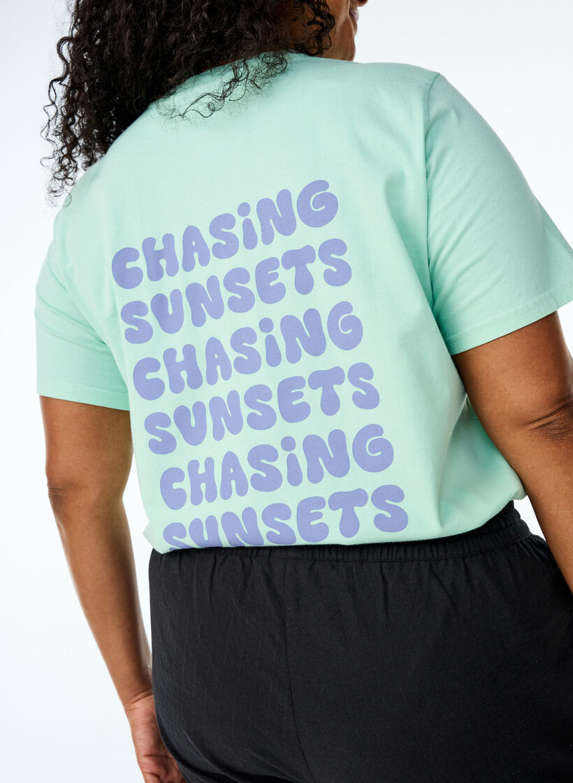 Organic cotton T-shirt with back print, Green, Model image number 3