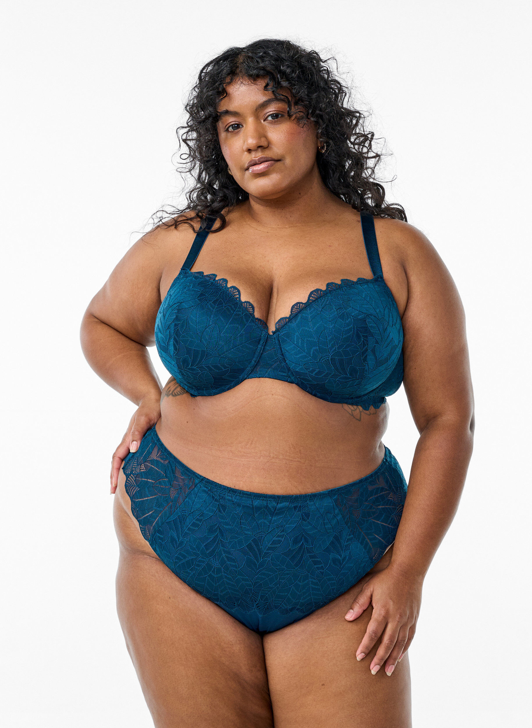 Lace thong, Blue, Model