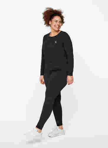 Long-sleeved fitness top, Black, Model image number 3