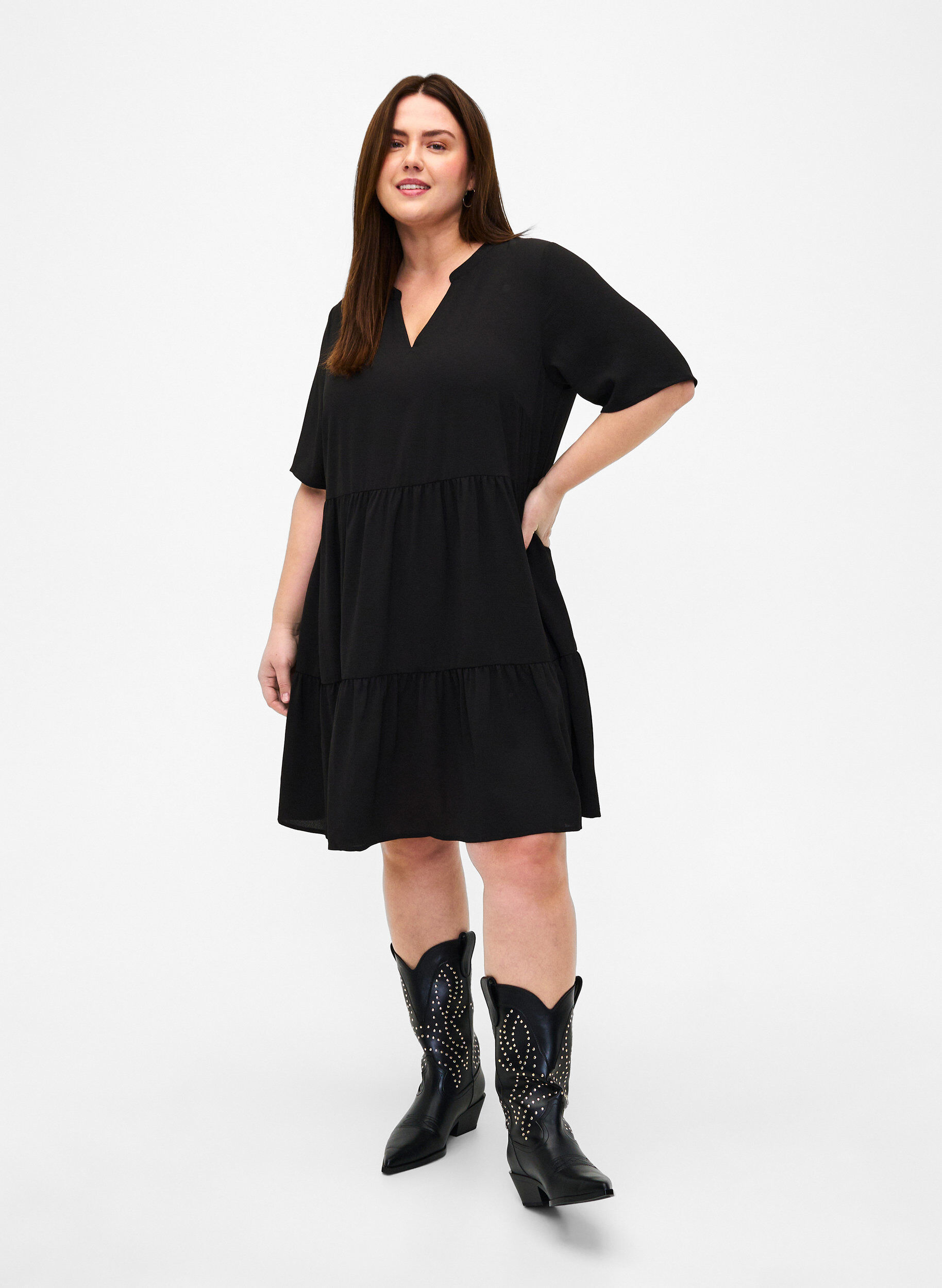 Zizzifashion Short sleeve dress with a-line and cutlines, Black, Model image number 1