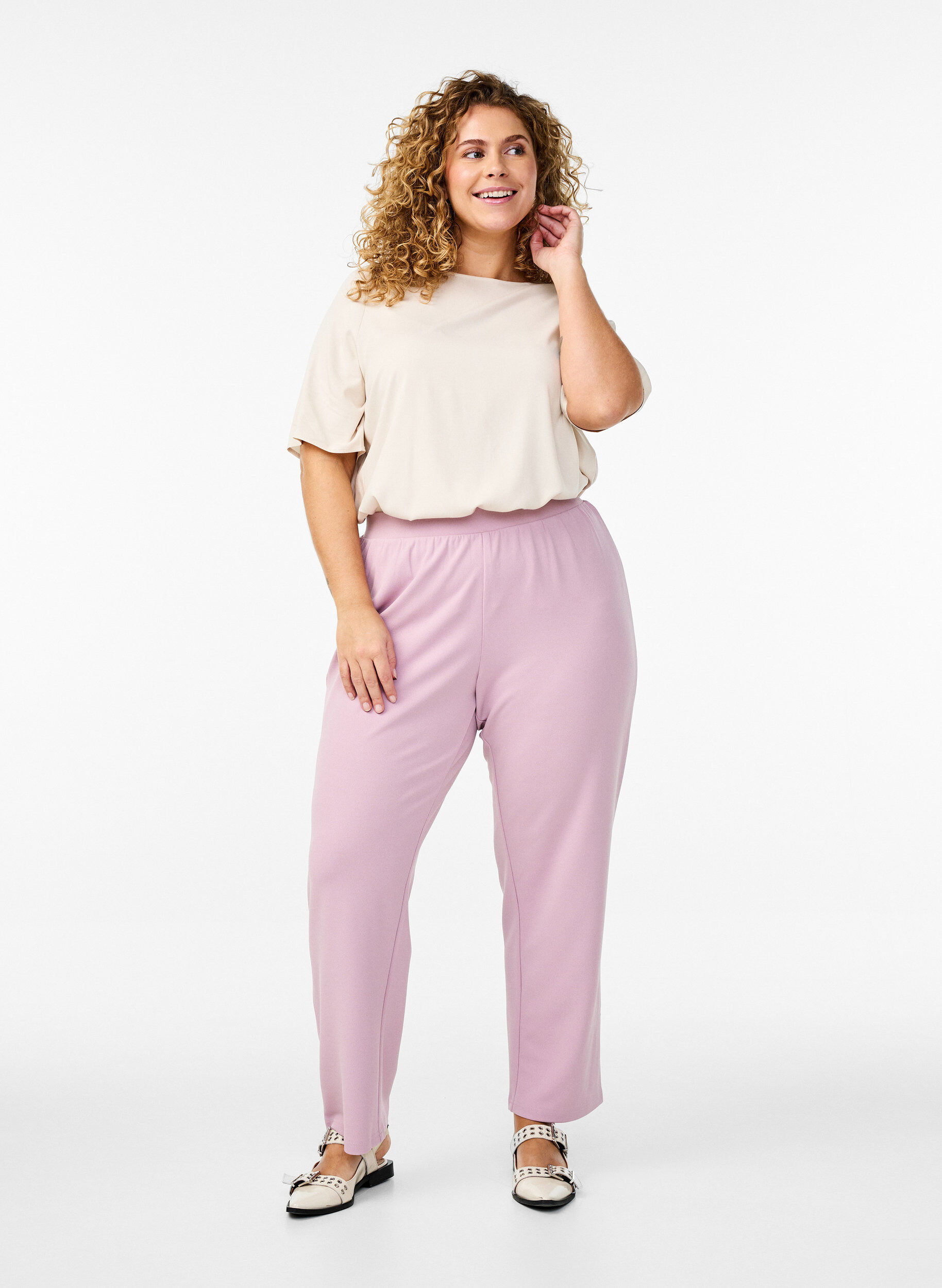 Straight fit trousers, Red, Model