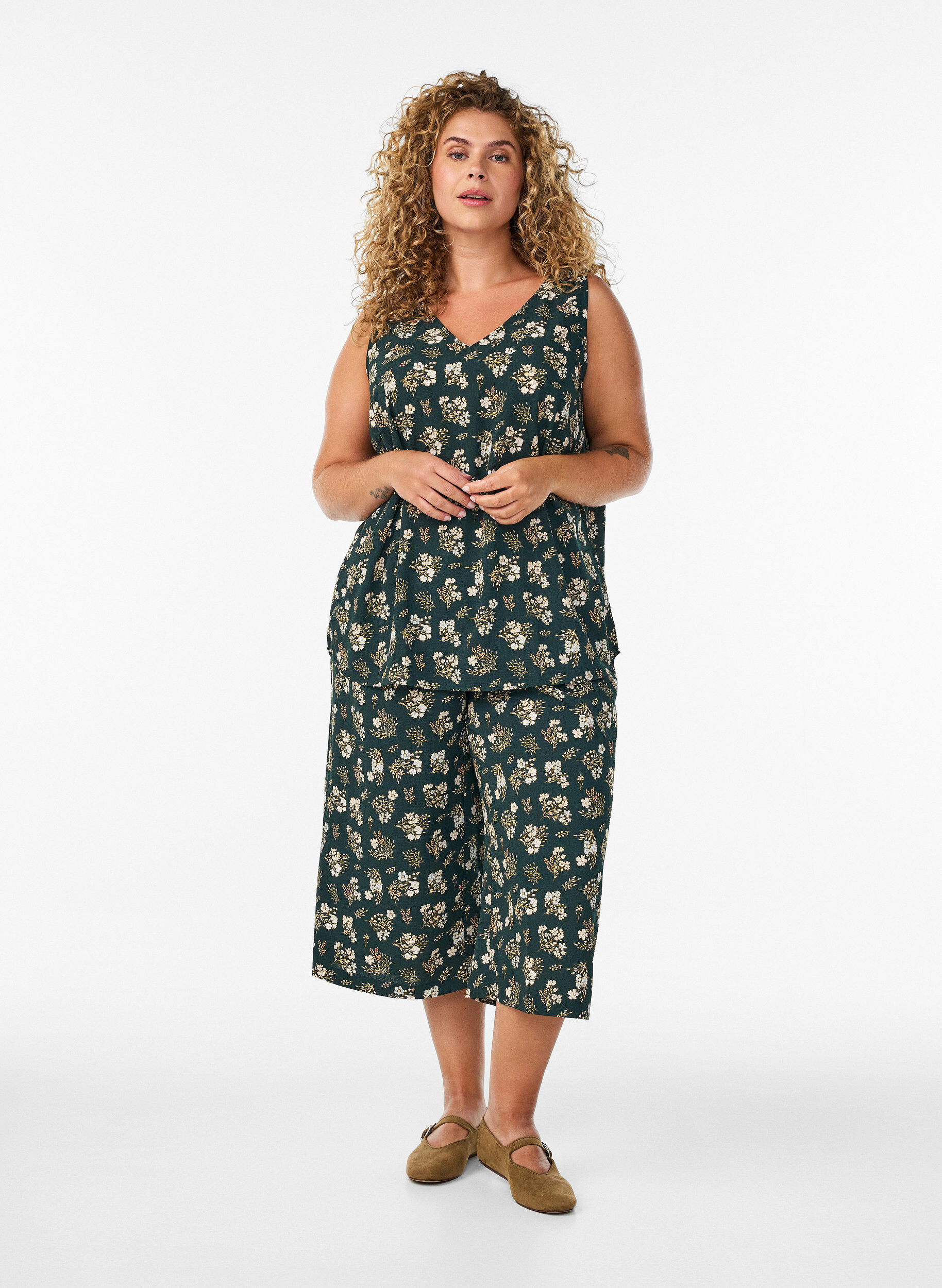ZizzifashionPrinted top with v-neck, Green, Model image number 0